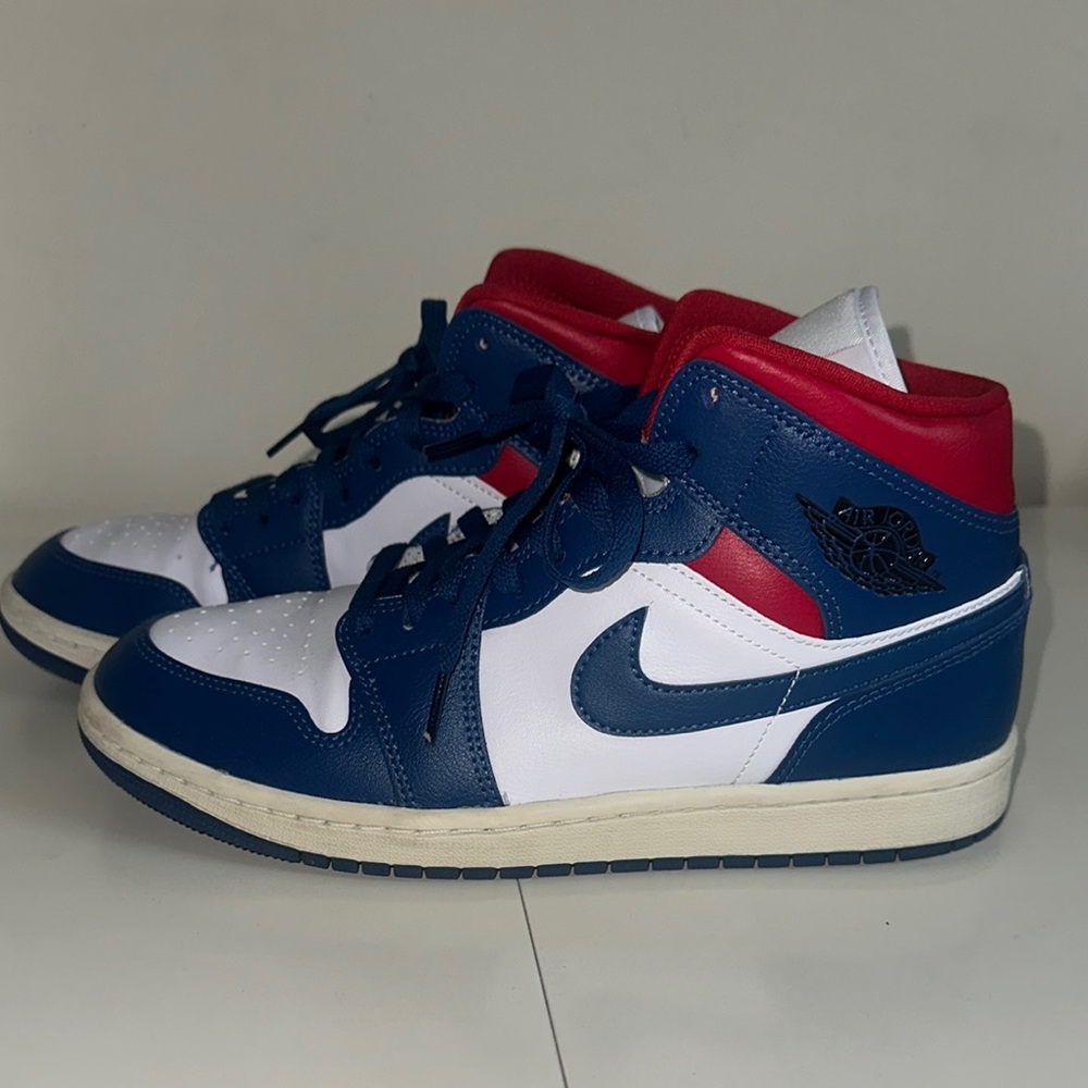 Nike Air Jordan High-Tops - Navy, Red, White - Picture 4 of 9